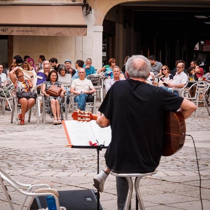 Dia musica