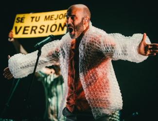 Agua sucia Teatro Calderón